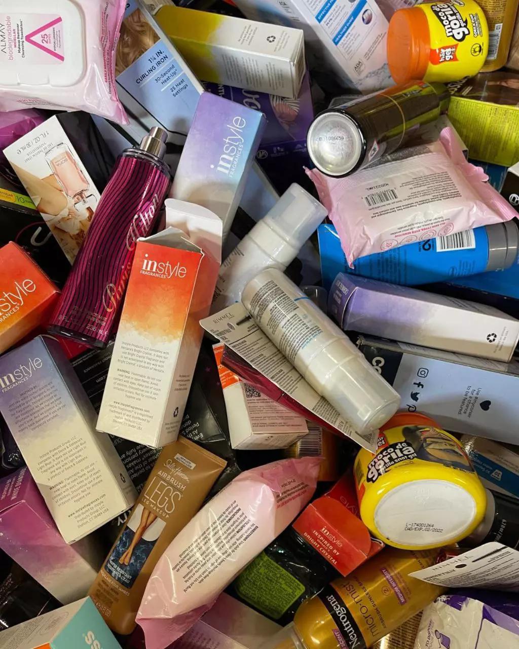Premium Health & Beauty Assortment Box - Image 4