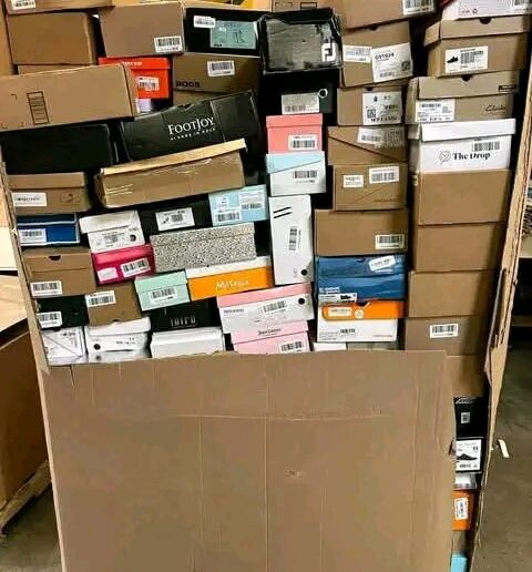footwear and accessories pallet