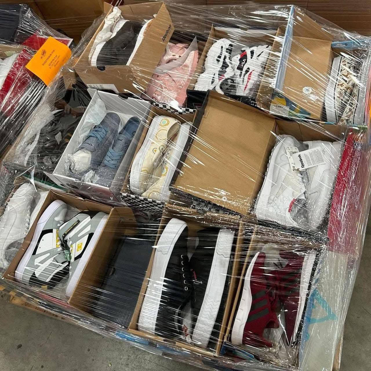 Mixed Fashion & Apparel Assortment Pallet